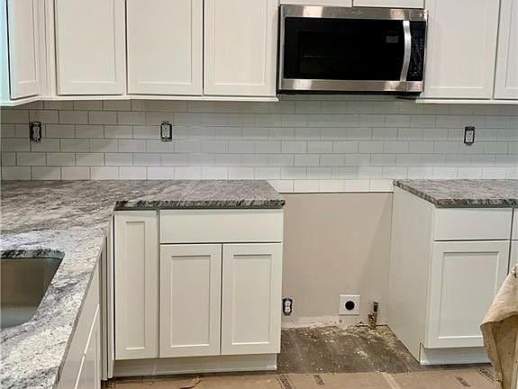 5th image of 7625 Brainard Ct
