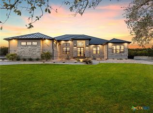 1709 Paradise Pkwy, Canyon Lake, TX 78133