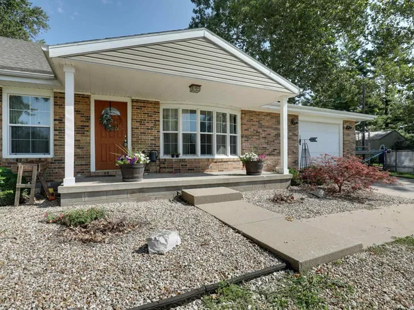 4616 Payson Rd, Quincy, IL 62305