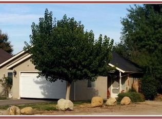 190 S 3rd St, Shandon, CA 93461