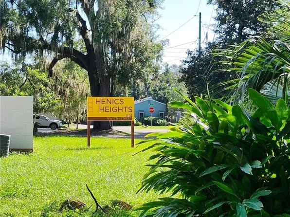 1114 NW 6th St APT 3, Gainesville, FL 32601