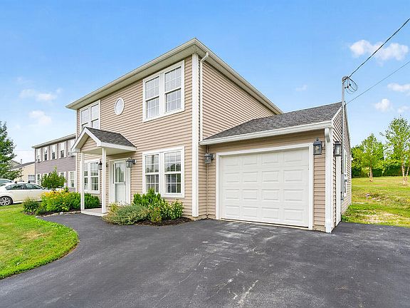 2nd image of 21 Whisper Drive