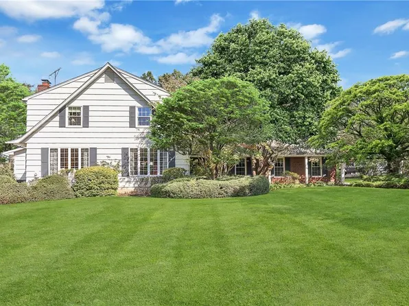 6 Bobwhite Lane, West Nyack, NY 10994