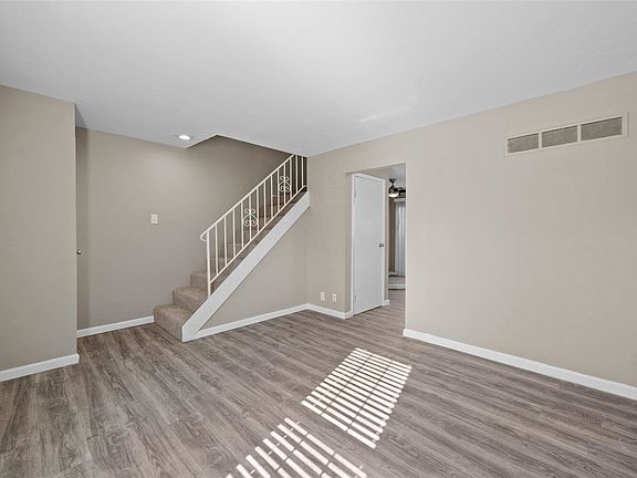 5th image of 1238 Clarkson Ct #1238