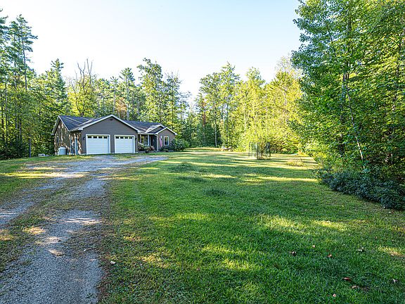5th image of 243 Boyle Road