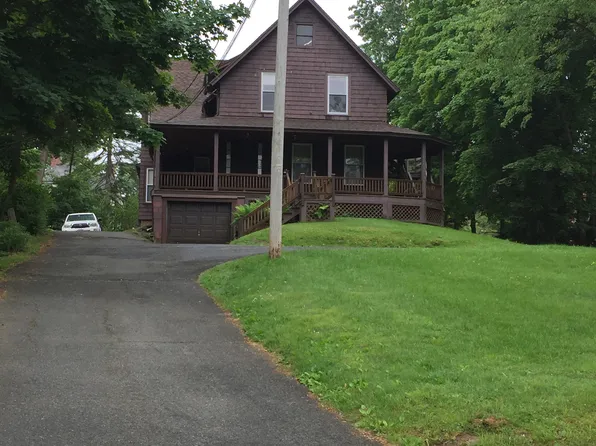 66 Crescent St #3, Greenfield, MA 01301