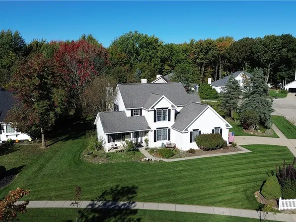 3520 Lexington Ln, Brunswick, OH 44212