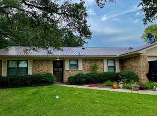 115 Reed St, La Grange, TX 78945