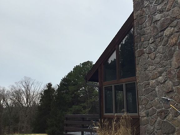 3rd image of 17029 Deason Dr