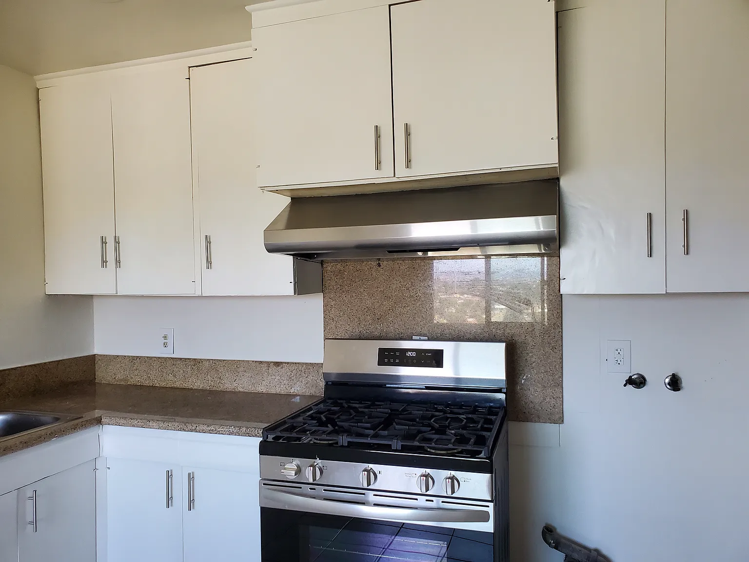 5 bed, $4,950 — Photo 4