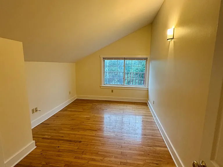 Bedroom 1 - upstairs