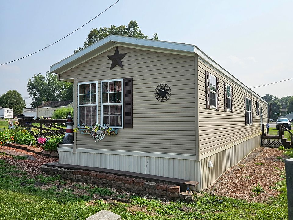 1st image of 109 Rockwell Dr