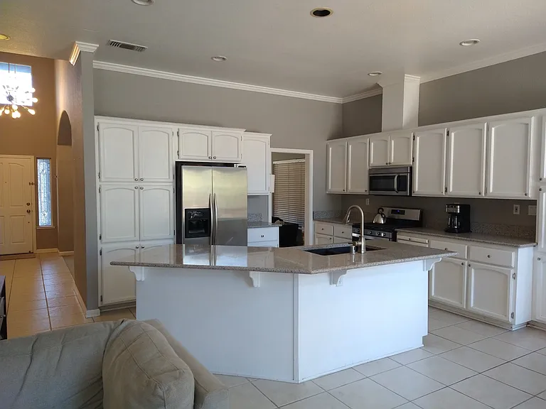 8971 Old Creek Dr — Photo 4