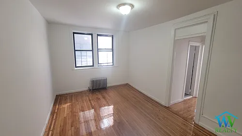 1425 University Ave #E1 Photo 1