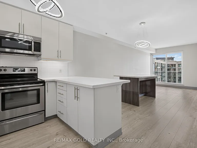 24 Woodstream Blvd #909 — Photo 8