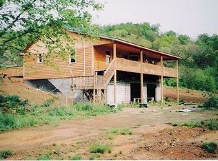 1570 Fowlers Grove Rd, Bybee, TN 37713