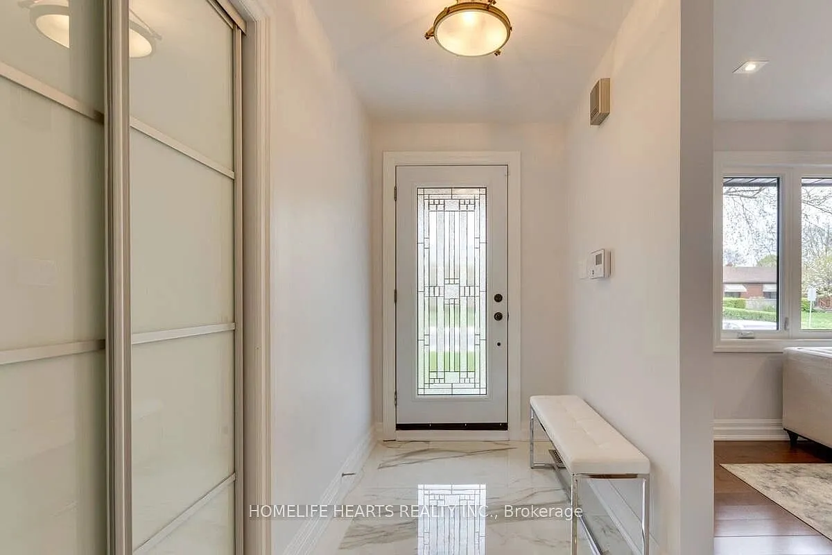 5 bed, $10,000 — Photo 2
