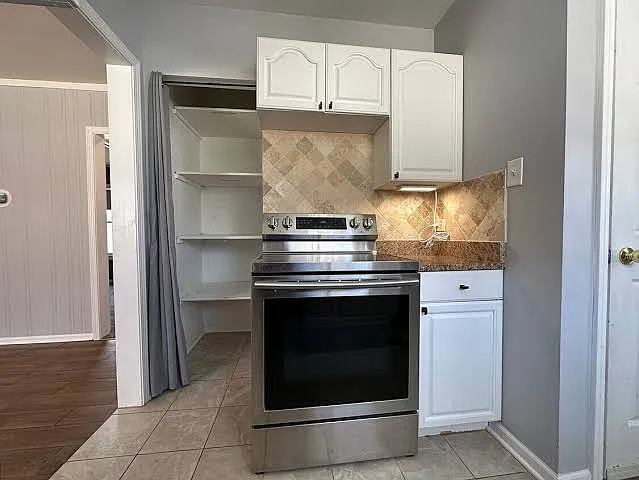 1516 Brookside Ave — Photo 6