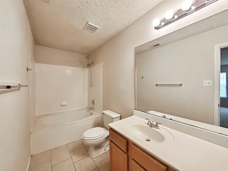 3079 Hill St — Photo 18