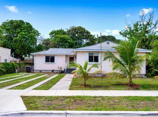 422 Pilgrim Rd, West Palm Beach, FL 33405