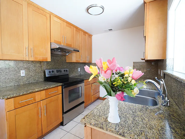 1510 Sierraville Ave — Photo 3