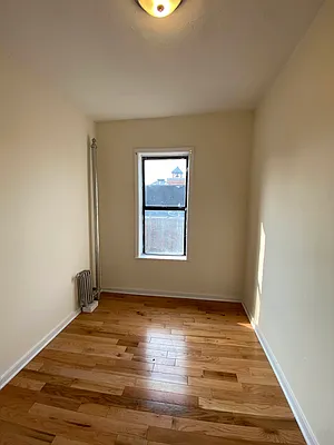 Rented by New York Residence | media 17