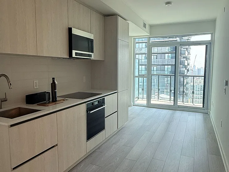110 Broadway Ave #2913S — Photo 3
