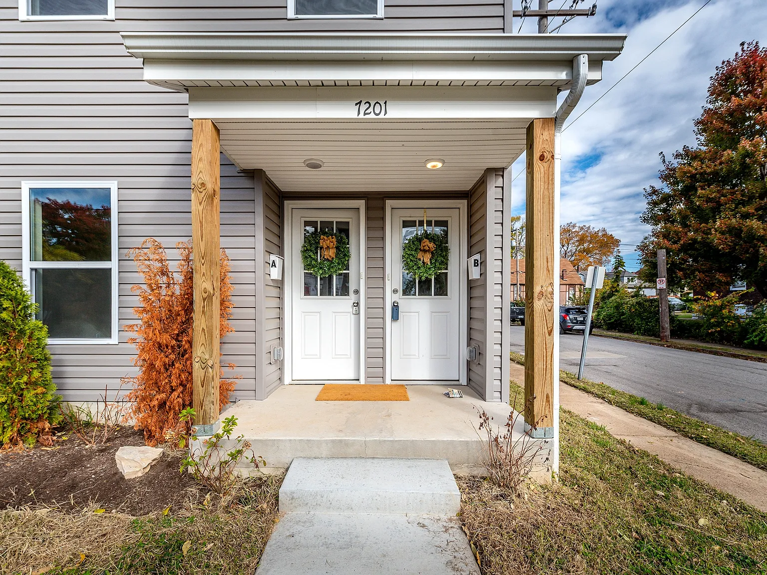 3 bed, 1200 sqft, $1,750 — Photo 3