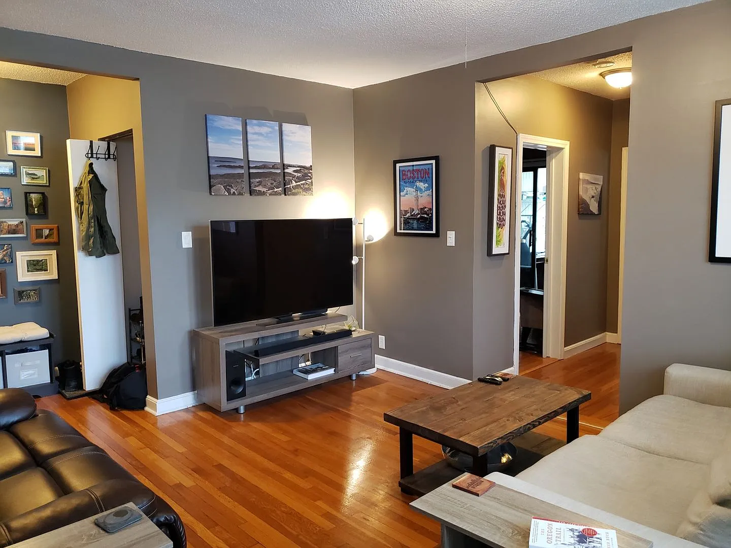 Nicely updated 2 bed with a parking spot included! — Photo 1