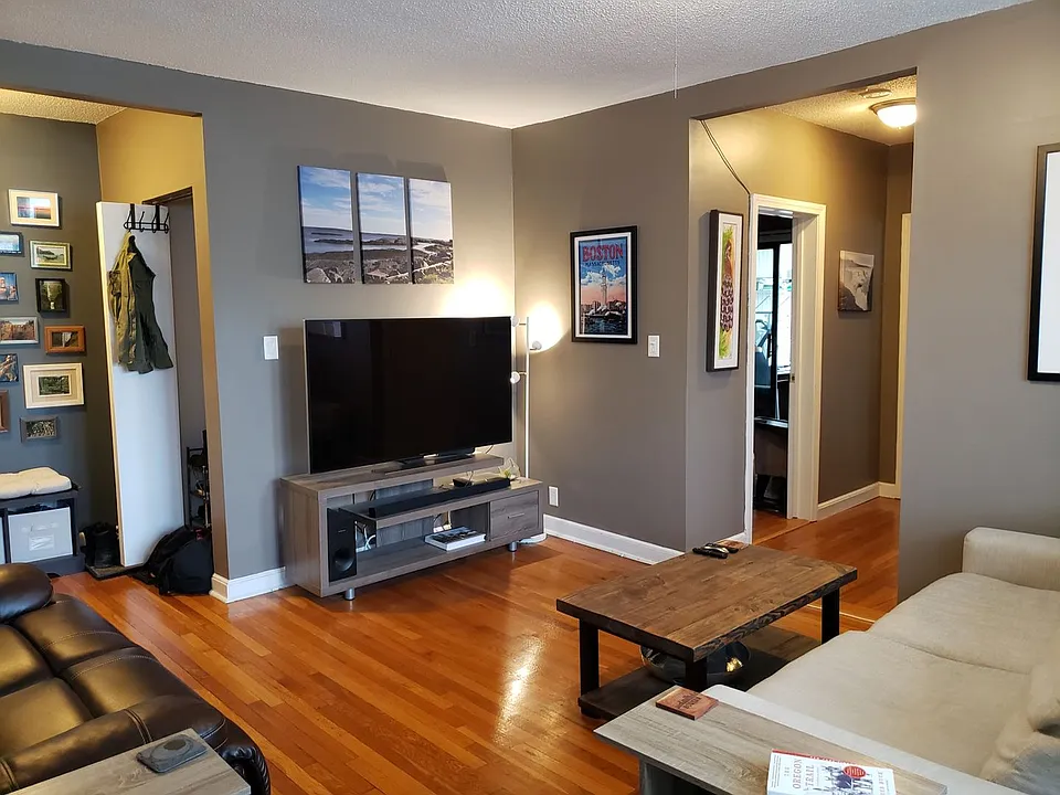 309 Summit Ave #1B