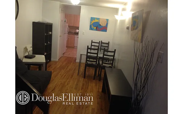 Sold by Douglas Elliman | media 20