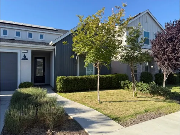 112 E Tyler Ave, Visalia, CA 93291