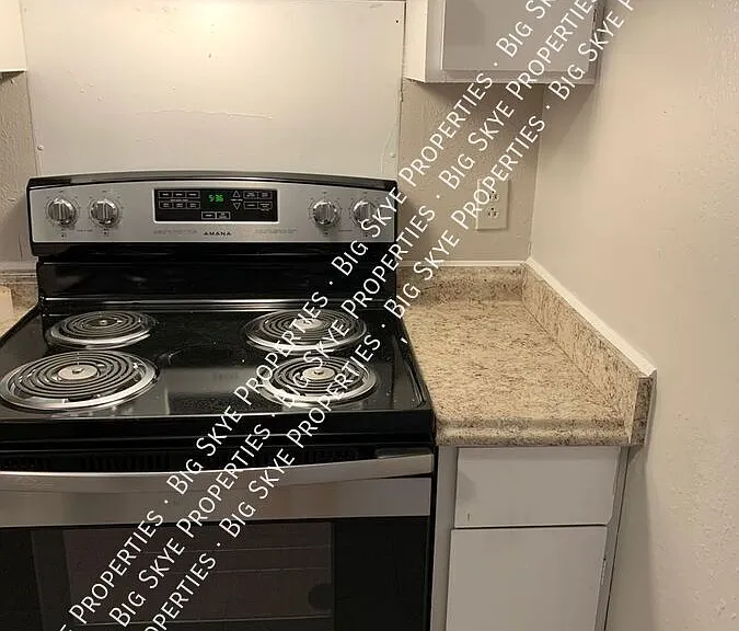 2706B 44th St — Photo 3