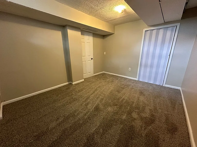 3929 Pinoak View Ct — Photo 15