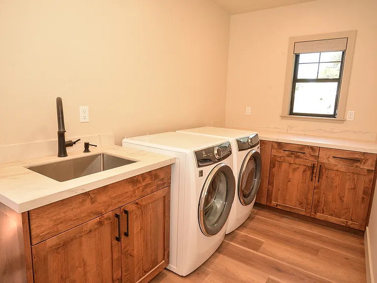 3977 Somerset Ave #1 — Photo 8
