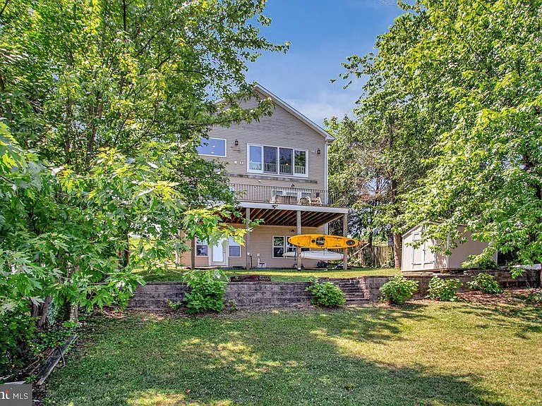 1002 Nabbs Creek Rd — Photo 39