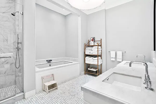 Rented by Accent Holdings, LLC | media 4