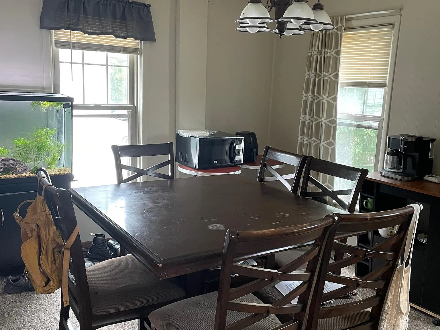 4 bed, 900 sqft, $1,580 — Photo 4