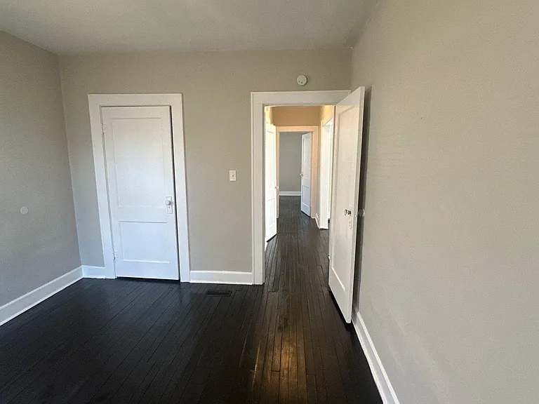 1122 King Ave — Photo 7