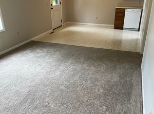 513 Elm Ave, Brookings, SD 57006