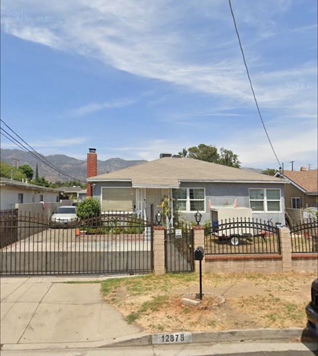 1st image of 12878 Norris Ave