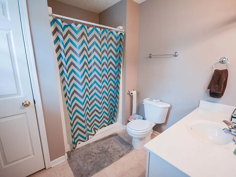 4458 Meadow Lakes Dr NW — Photo 11