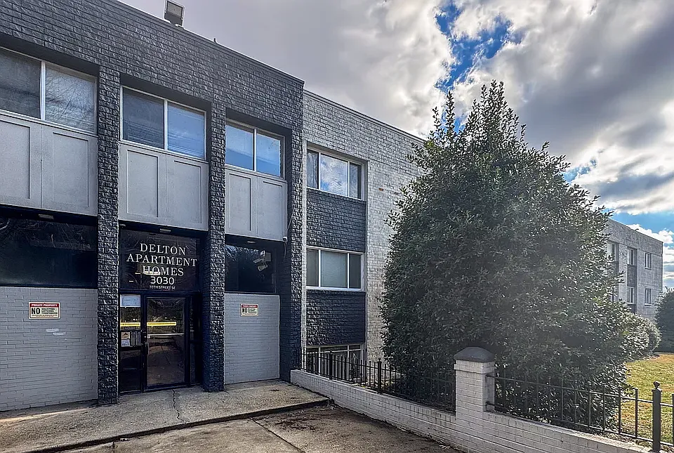 Delton Apartments