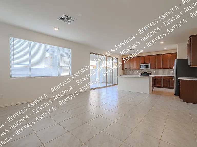 10036 E Tiburon Ave — Photo 8