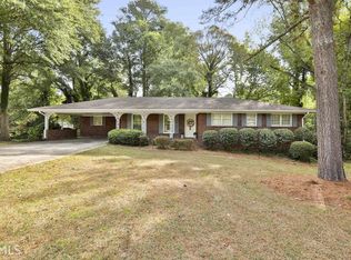 630 Circle Dr, Fayetteville, GA 30214