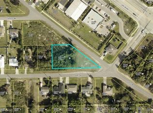 5016 Lee St, Lehigh Acres, FL 33971