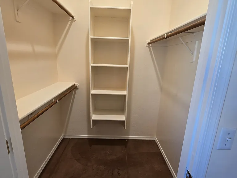 3331 E Bermuda St — Photo 37