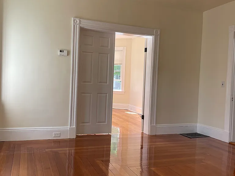 11 Wellington St #11 — Photo 4