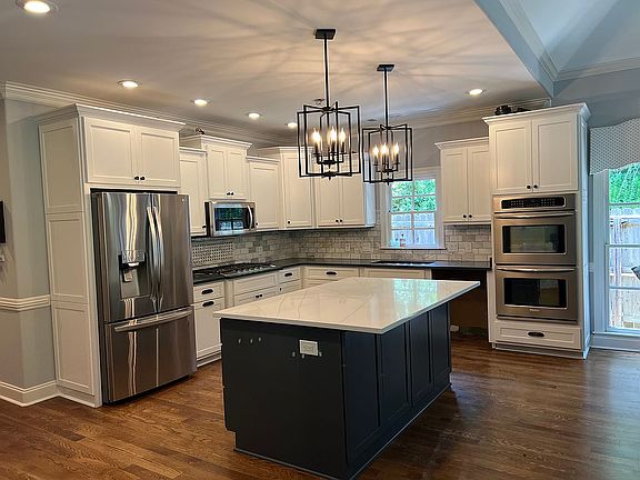 Newly remodeled kitchen 