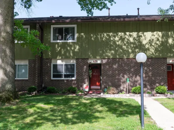 2500 Topsfield Rd APT 704, South Bend, IN 46614